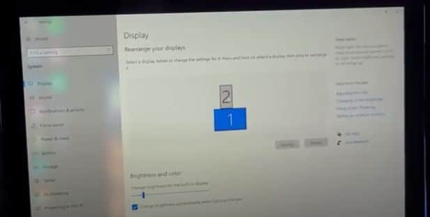 Change display preference in Windows tablet