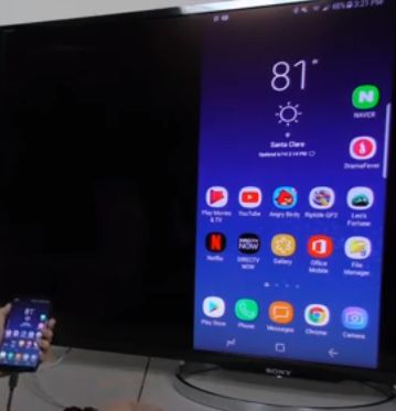 Mirror phone on TV